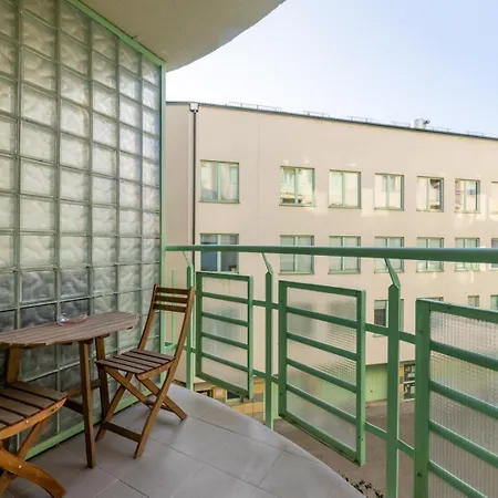 Apartment Wola - Balcony, Parking - By Rentujemy Warsaw