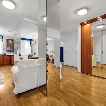 Apartment Wola - Balcony, Parking - By Rentujemy