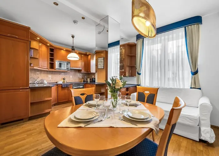 Wola - Balcony, Parking - By Rentujemy شقة وارسو