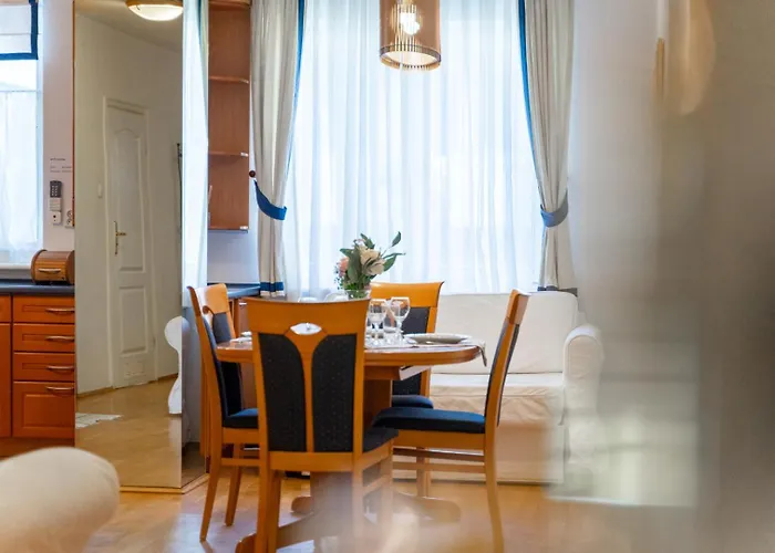 Wola - Balcony, Parking - By Rentujemy شقة