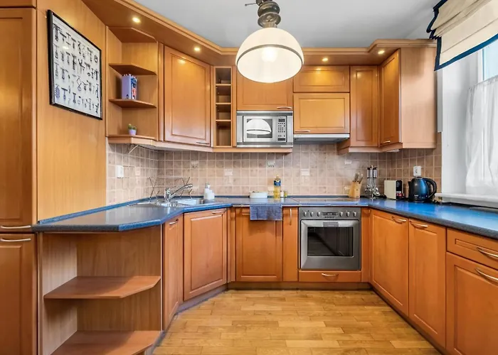 Wola - Balcony, Parking - By Rentujemy شقة *