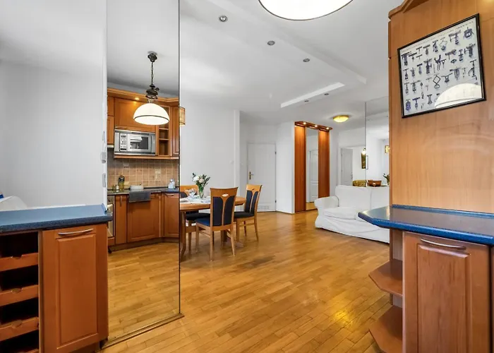 شقة Wola - Balcony, Parking - By Rentujemy *