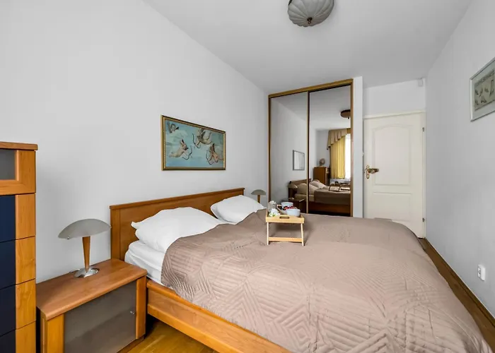 Wola - Balcony, Parking - By Rentujemy شقة *